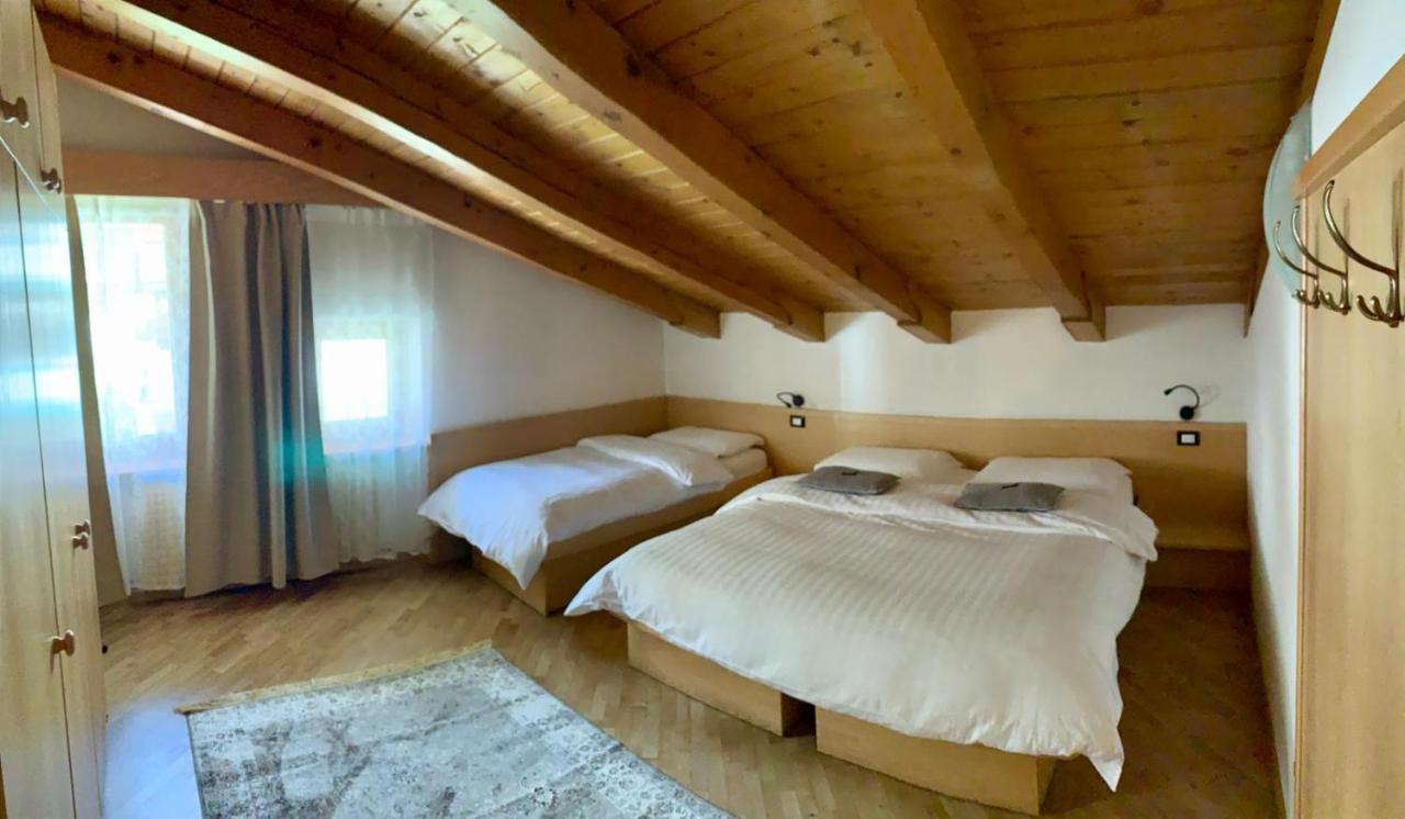 Bed & Breakfast Garni Tobia Campitello di Fassa Exterior photo